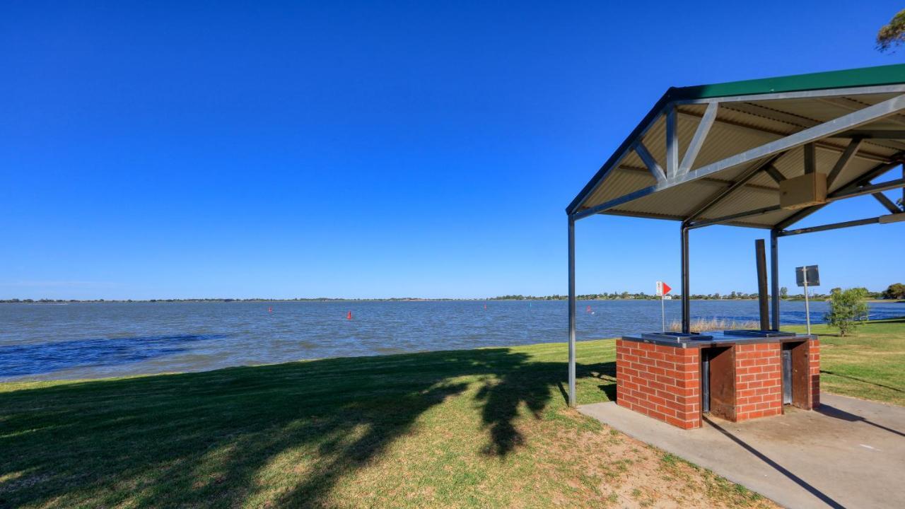 Lake Boga Caravan Park 외부 사진