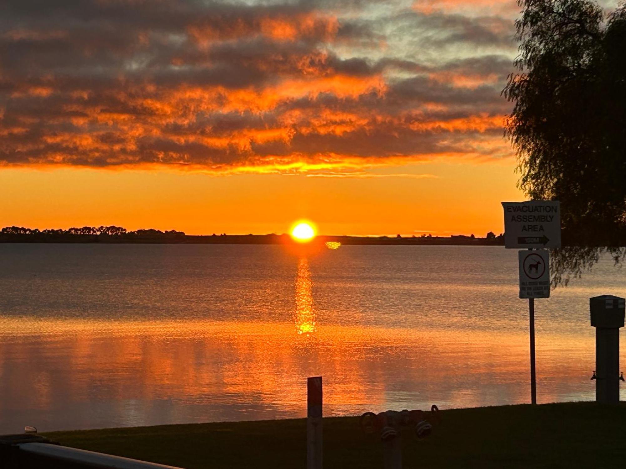 Lake Boga Caravan Park 외부 사진